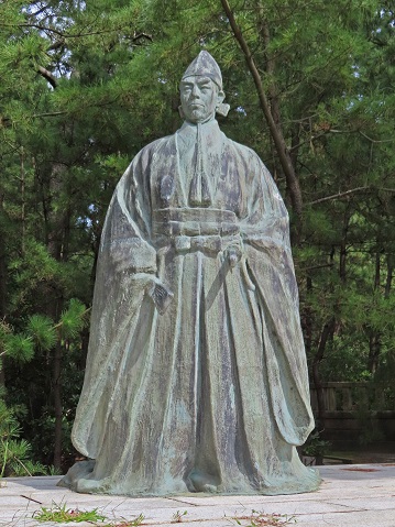 安宅の関の富樫像